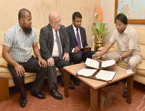 MoU between University of Edinburgh and VIT University